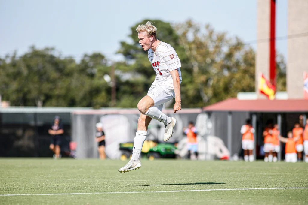 fotballstipend for internasjonale studenter